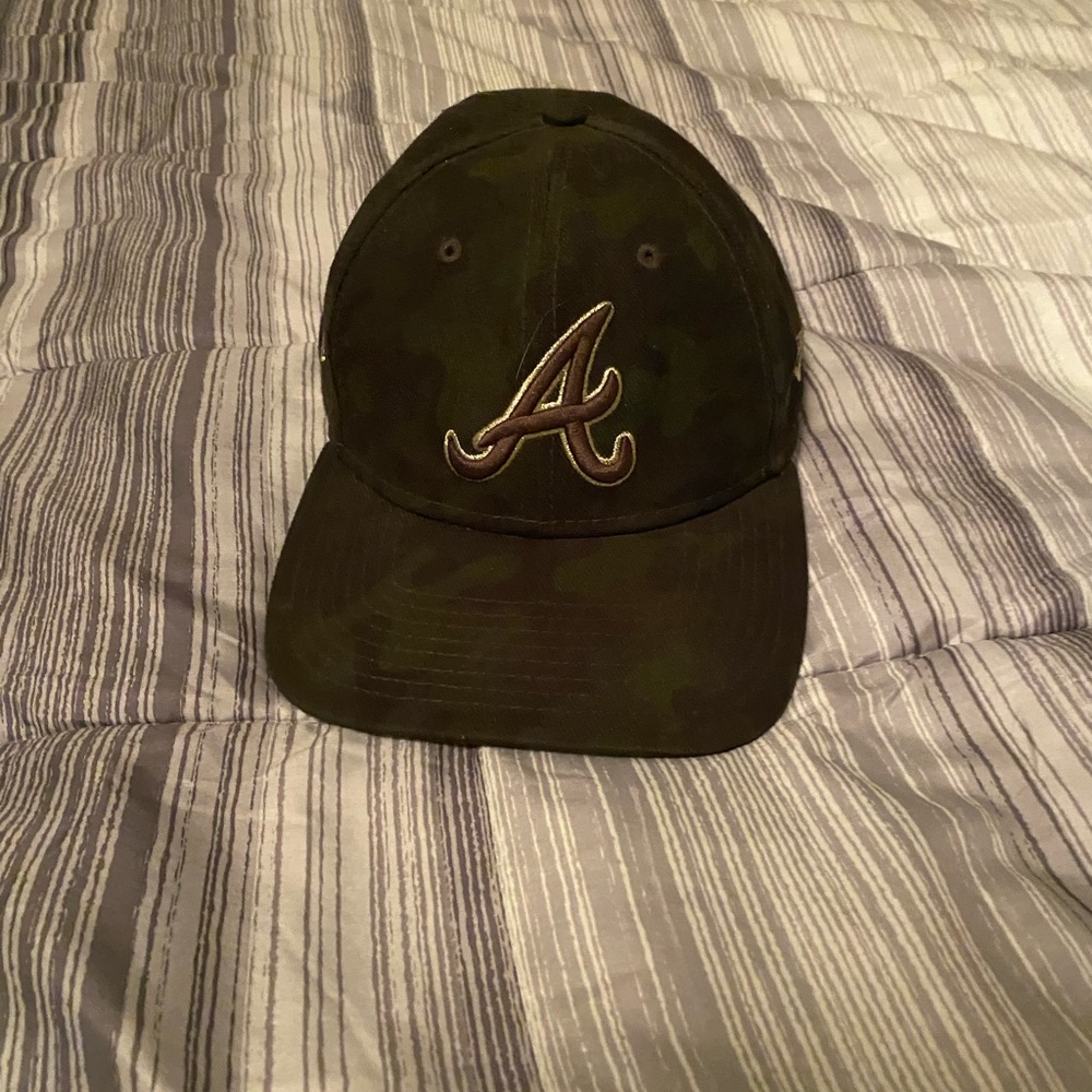 Atlanta Braves fitted hat military edition
